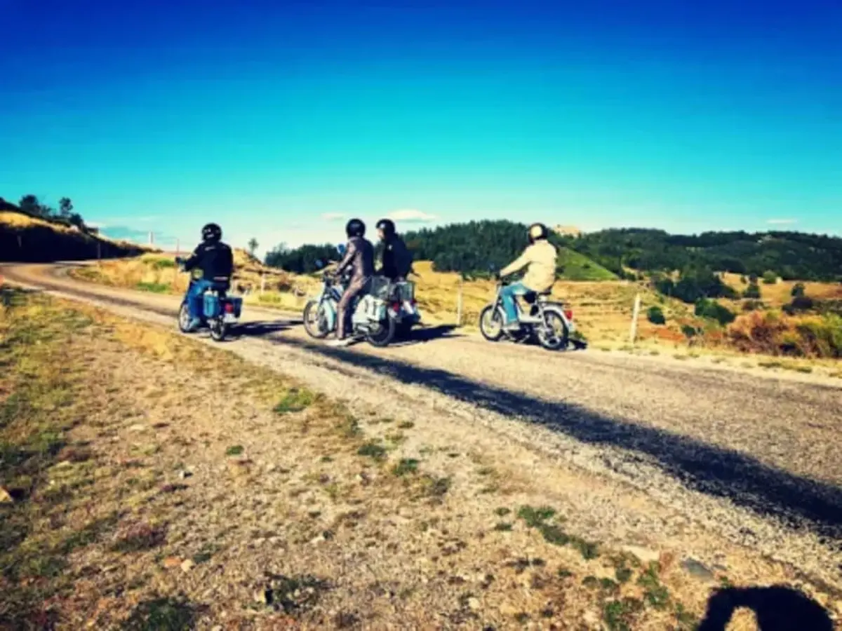 Balade en mobylette dans les gorges de l'Ardèche (07)