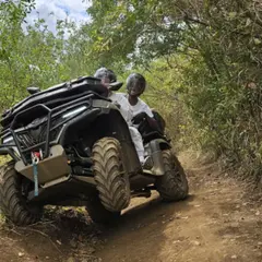 Balade en Quad depuis La Plaine de St Paul (97)