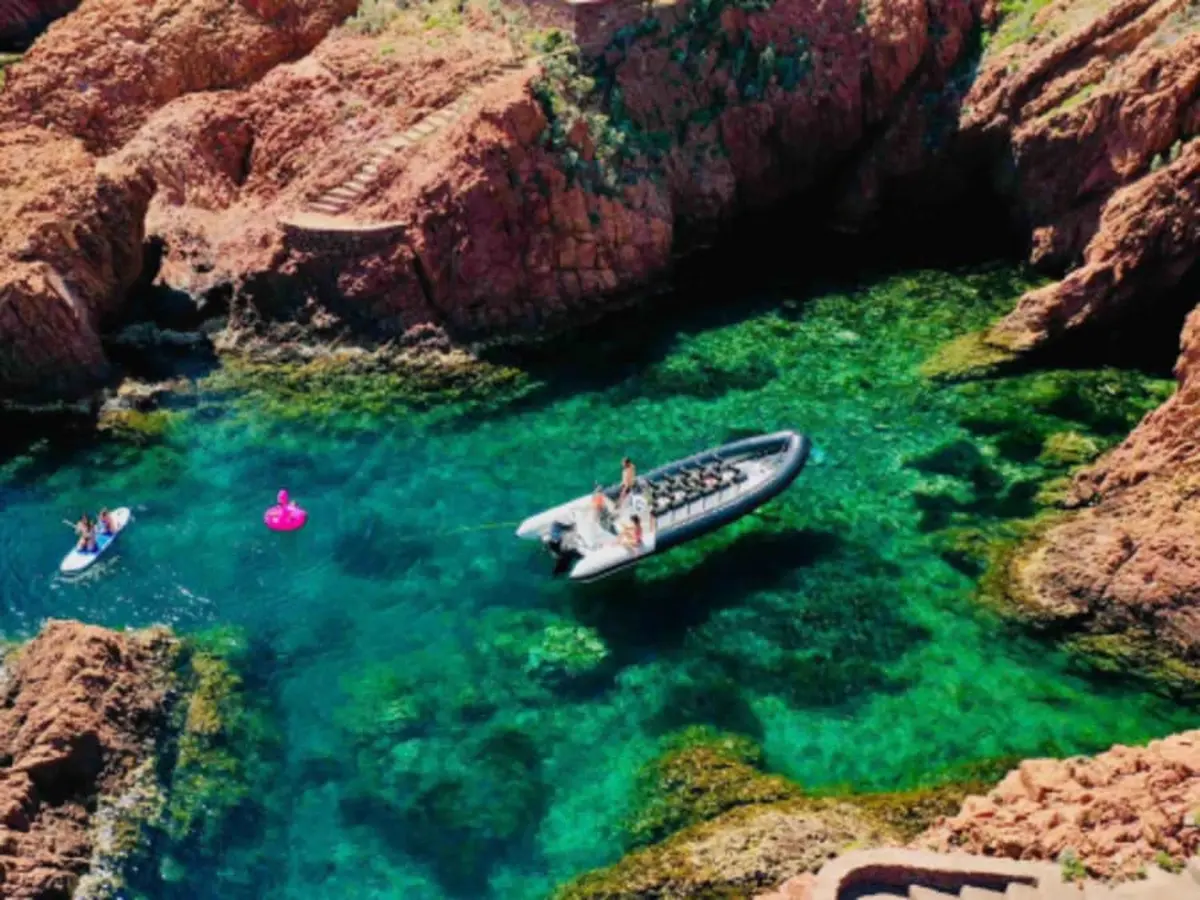 Balade en semi-rigide l'Esterel depuis Saint-Raphaël (83)