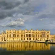 Balade en voiture de collection au Château de Versailles