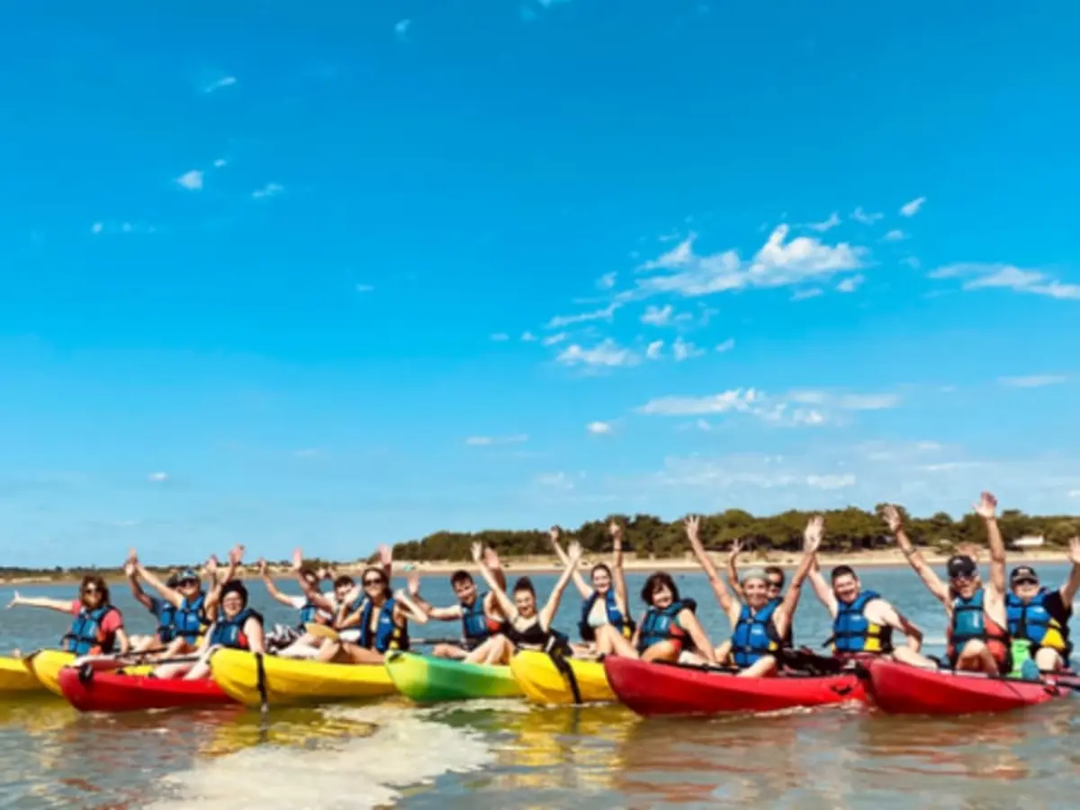 Balade encadrée en kayak dans l'estuaire du Veillon (85)