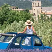Balade et découverte de la Provence en 2CV (84)