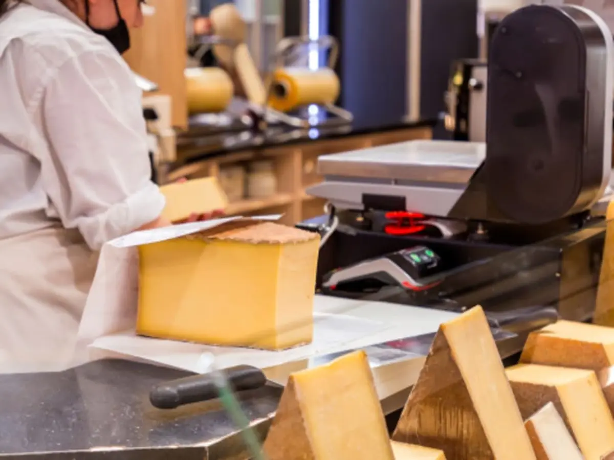 Balade gourmande dans les Halles Paul Bocuse &agrave; Lyon