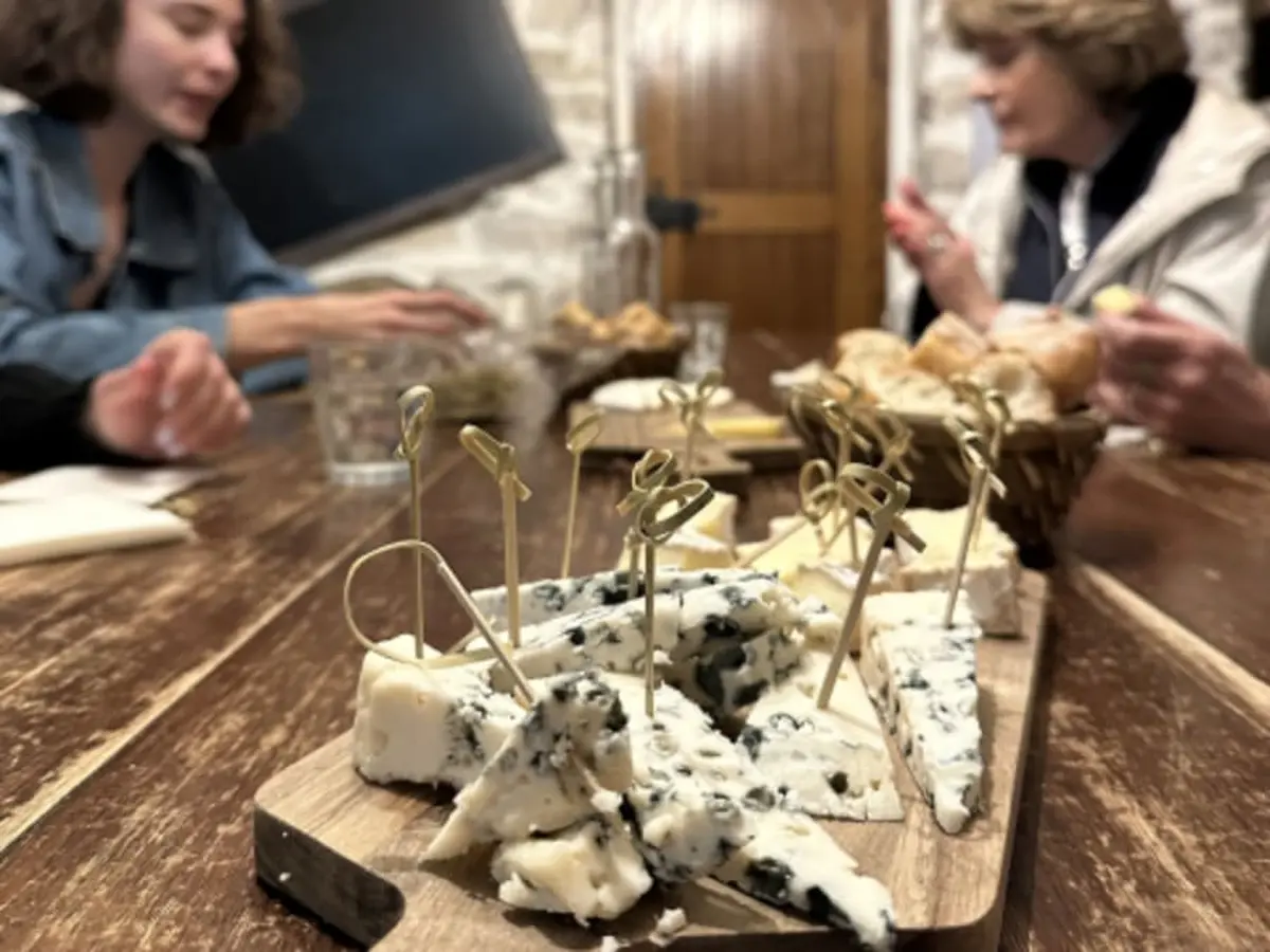 Balade gourmande & apéritive au Canal Saint-Martin