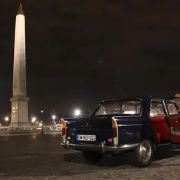 Balade guidée en voiture - Peugeot 404 de 1963 : Paris Rive gauche