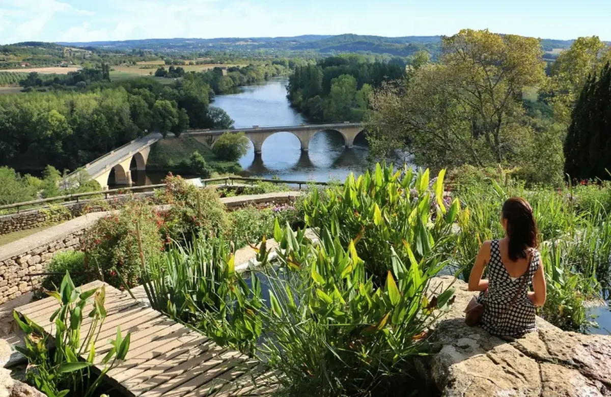 Balade littéraire dans les Jardins Panoramiques de Limeuil