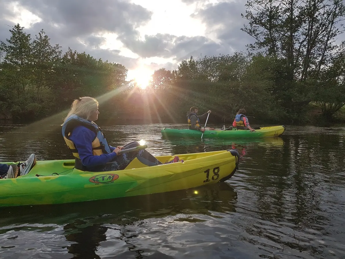 Balade nocturne en canoë-kayak avec un guide nature