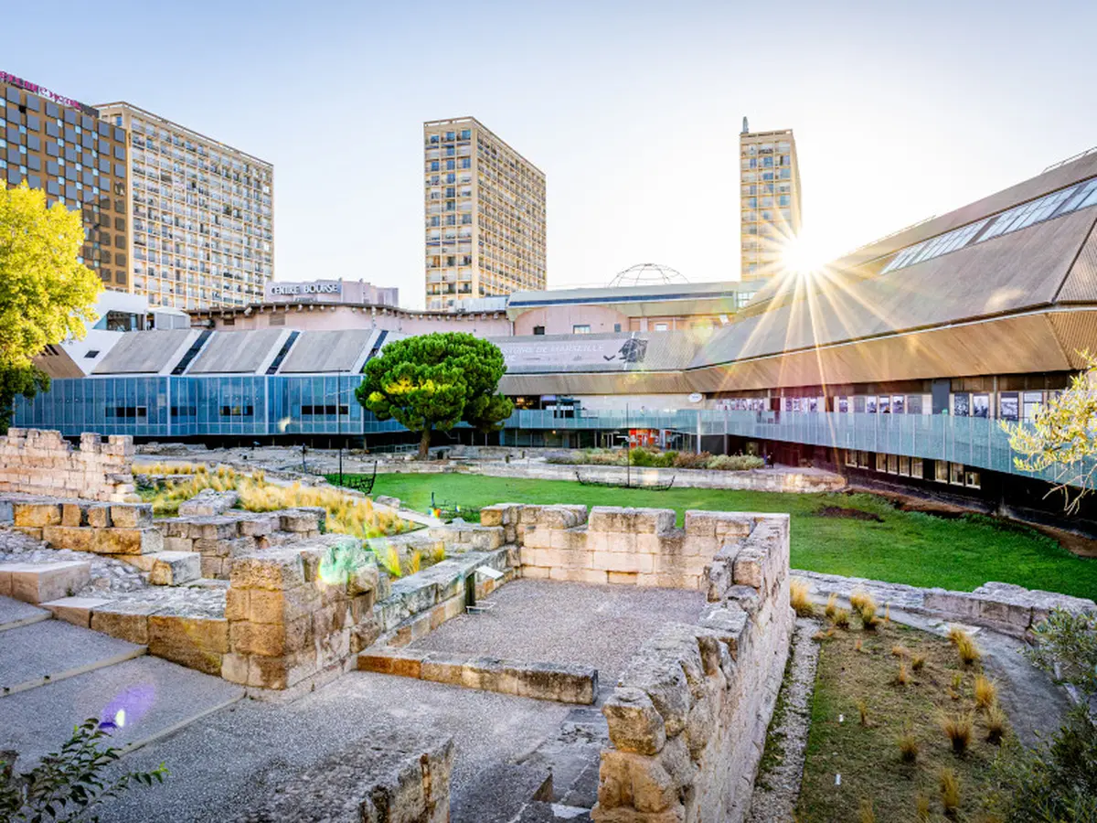 Balade urbaine Balade-croquis des anciens quartiers du Vieux-Port