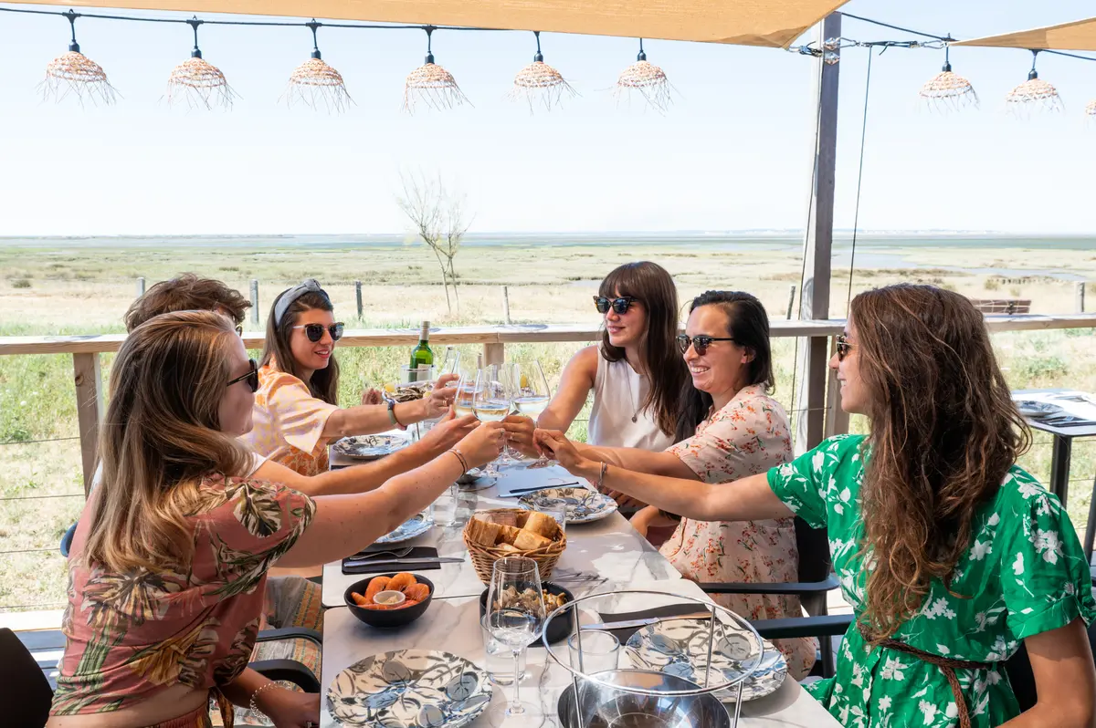 Balades « pépites et gourmandises » à vélo : Entre nature et saveurs maritimes, d’Audenge à Lanton