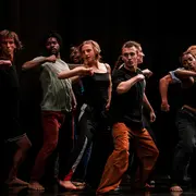 Balkis Moutashar - Nous n'arrivons pas les mains vides