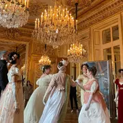 Bals d'époque de l'Hôtel de la Marine : voyagez dans le temps en dansant