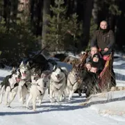 Baptême en traîneau à chiens à Matemale (66)