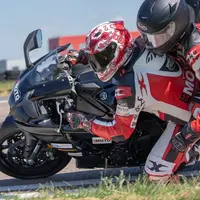 Baptême moto sur le circuit de la Ferté Gaucher DR