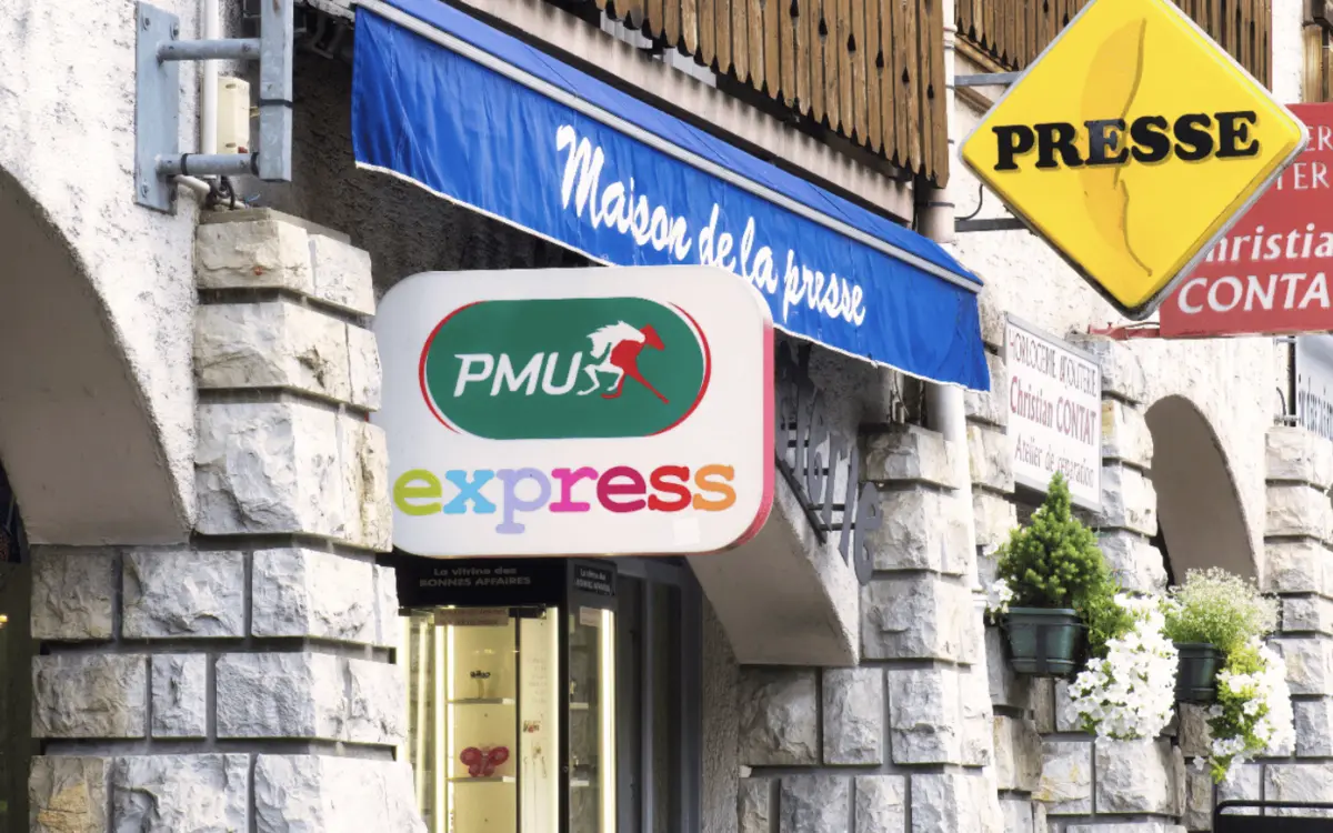 Bar PMU, loges de gardien, auxiliaires de vie : Ces oreilles silencieuses qui écoutent les Français