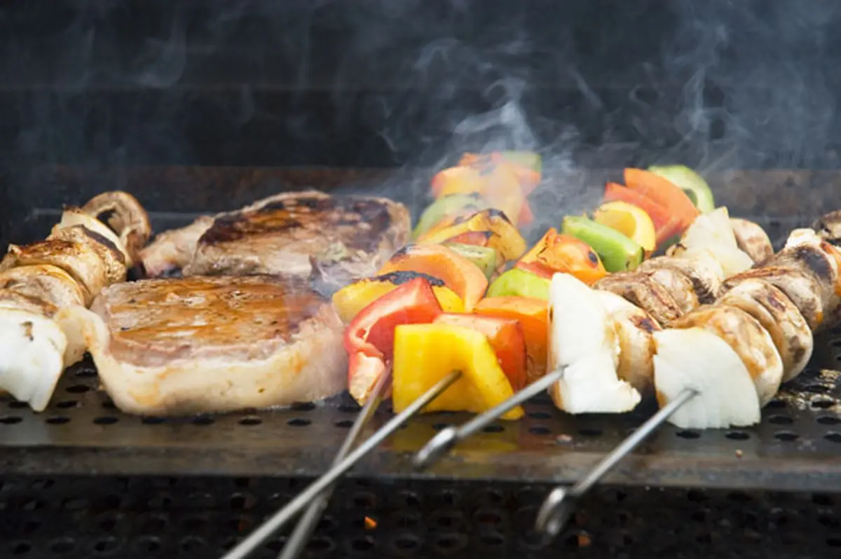 Barbecue : au gaz, au charbon, électrique... lequel choisir ?