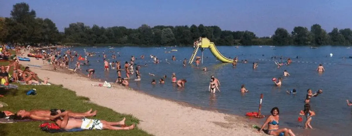 Base nautique et plage des Mouettes