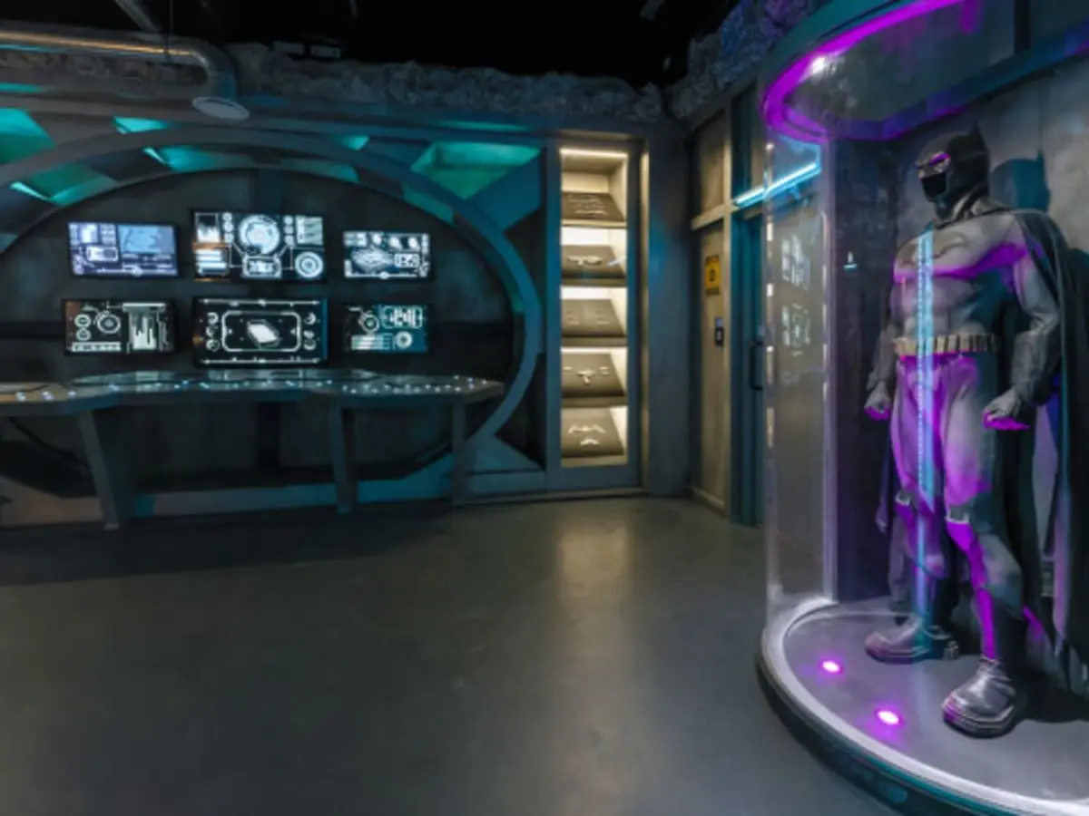 Batman Escape Game The Batcave : Secret missions à Paris