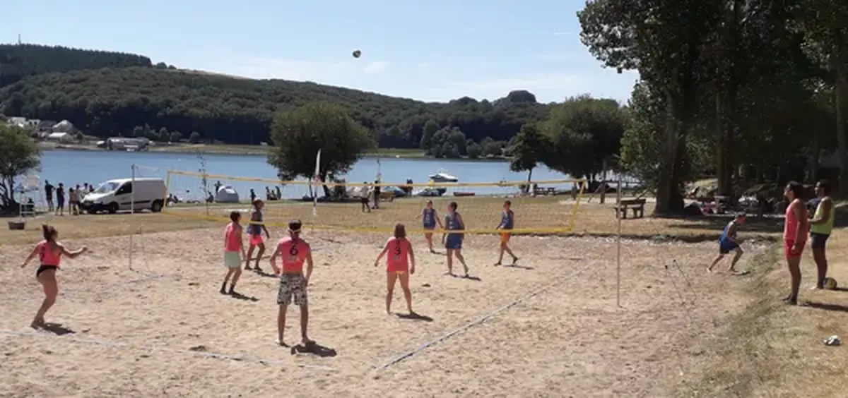 BEACH LEVEZOU TOUR Granouillac Beach Volley