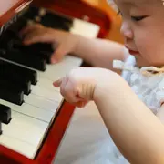 Bébés musiciens