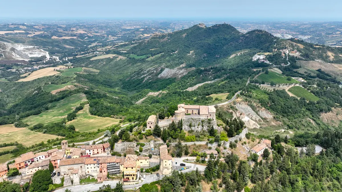 Le village de Montebello et son petit château... hanté !