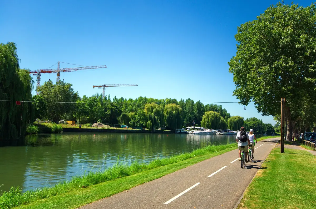 Berges du quartier Elsau