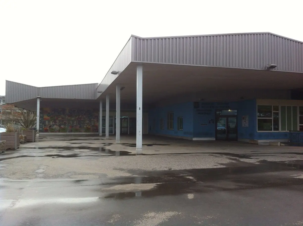 Bibliothèque municipale de Belfort Les Glacis du Château