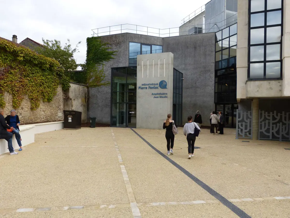 BIBLIS EN FOLIE - Quand les contes se mettent en musique