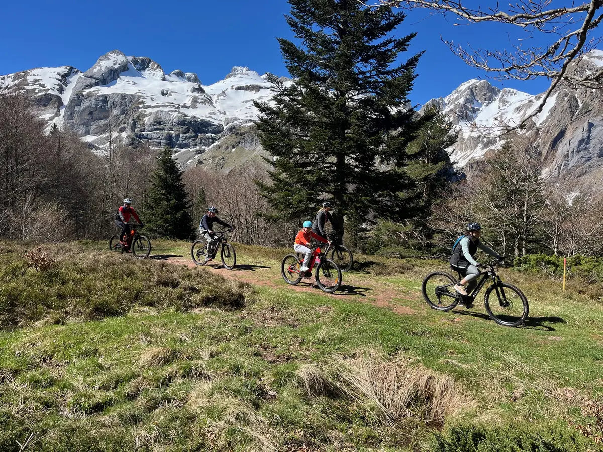 Bien débuter en VTTAE au Somport