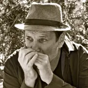 Blues et chanson à texte par Cadijo