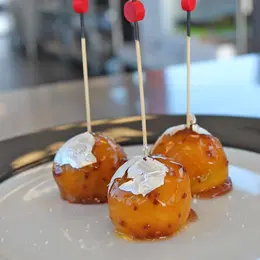 Bonbons de foie gras à la mangue et sa gelée de framboise, par Nicolas Lemoux