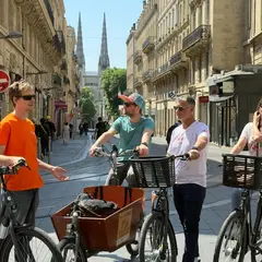 Bordeaux : visite guidée à vélo de 2,5 heures