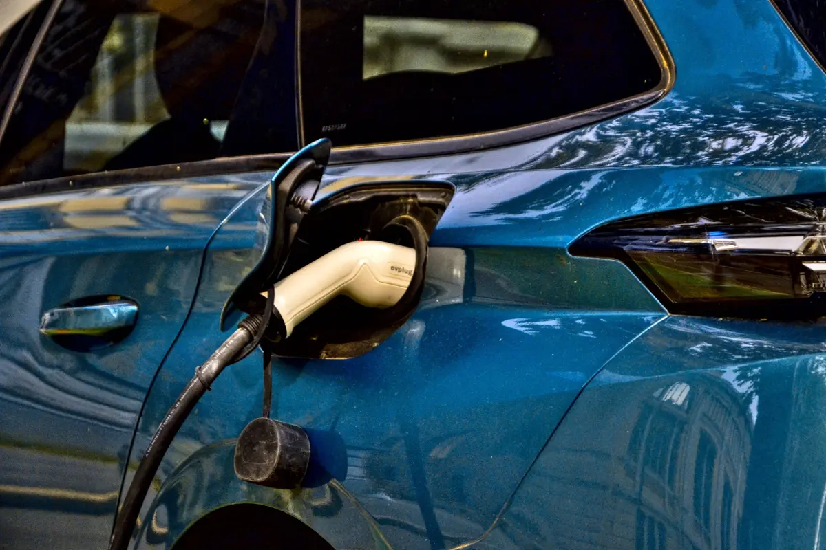 Borne de recharge pour véhicule électrique à Staffelfelden : m2A développe son réseau