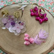 Boucles d'oreilles en résine