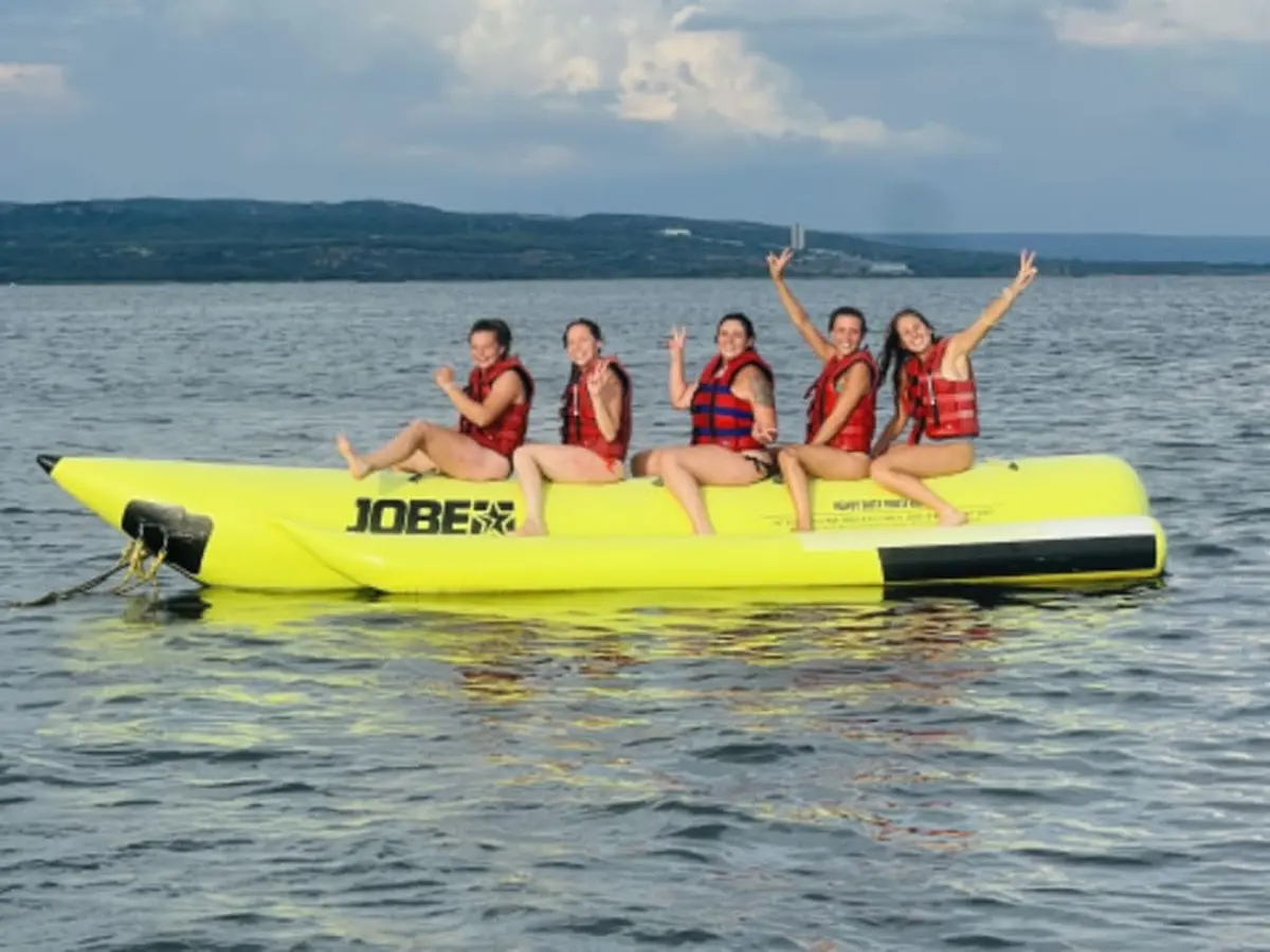 Bouée tractée à Fos-sur-Mer (13)