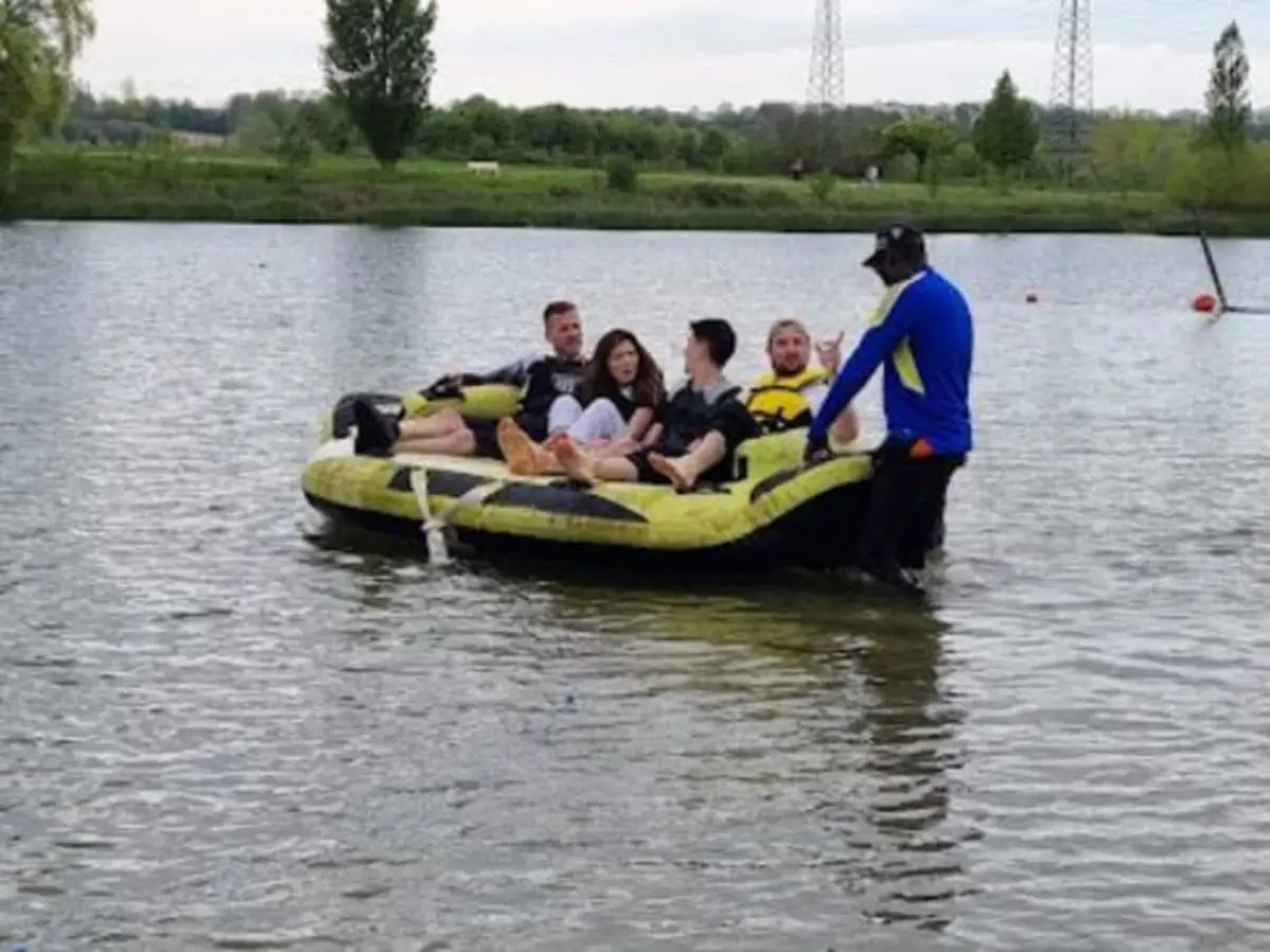 Bouée tractée à Varennes-sur-Seine (77)