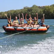 Bouées tractées à Cannes (06)