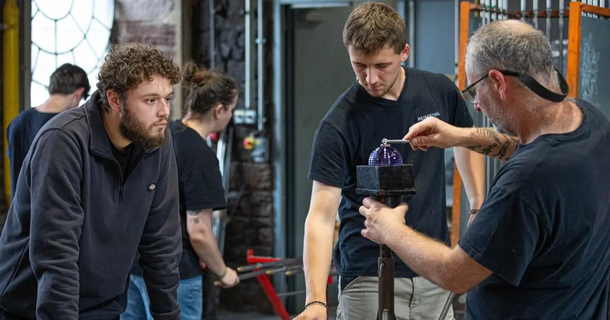 Confection de la Boule de Noël Meisenthal 2025 : GRIP