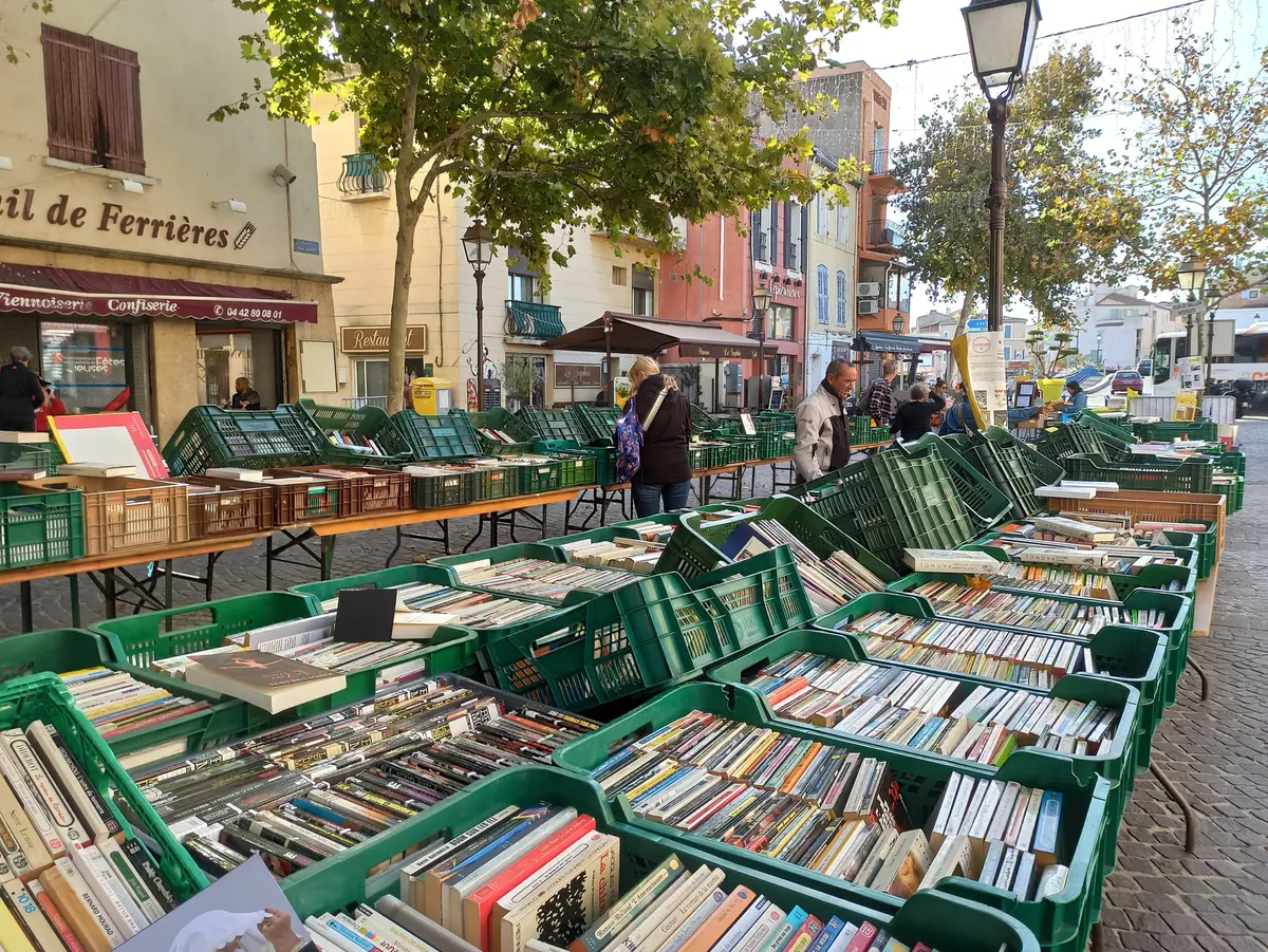 Bourse aux livres et aux instruments