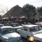 Bourse d'échanges : Exposition de véhicules de collection