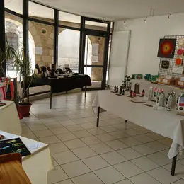 Boutique estivale d'artisanat d'art