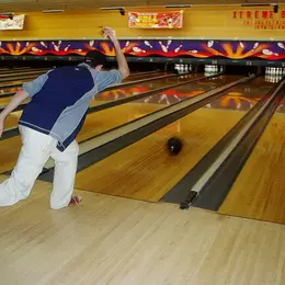 Stadium Café Bowling