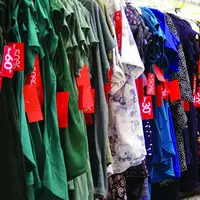 La braderie d'été de Mulhouse, l'occasion de faire des bonnes affaires &copy; Gwenaelle.R - www.fotolia.com