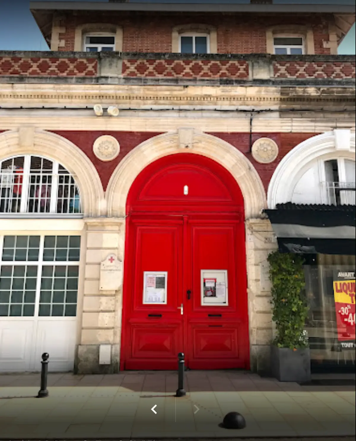 Braderie de la Croix Rouge Française