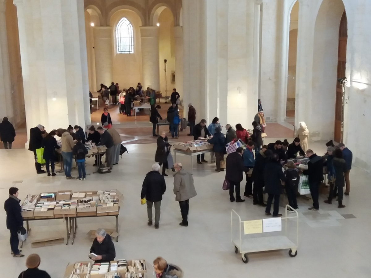 Braderie de la médiathèque