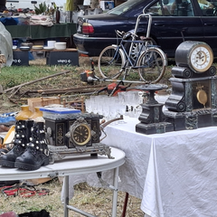 Bric à brac & fête du chausson aux pommes à Périgny