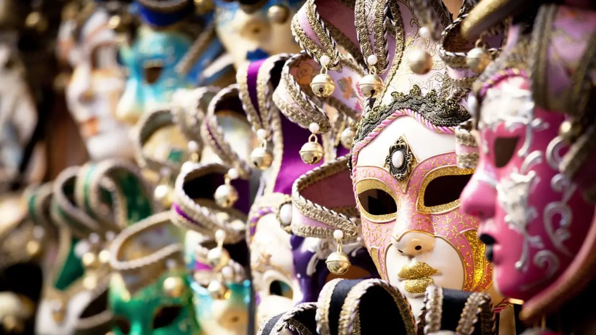 Bricolage de carnaval par les ateliers du Gipon