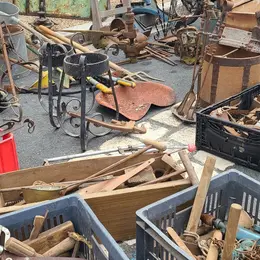 Brocante, antiquité et vide-greniers