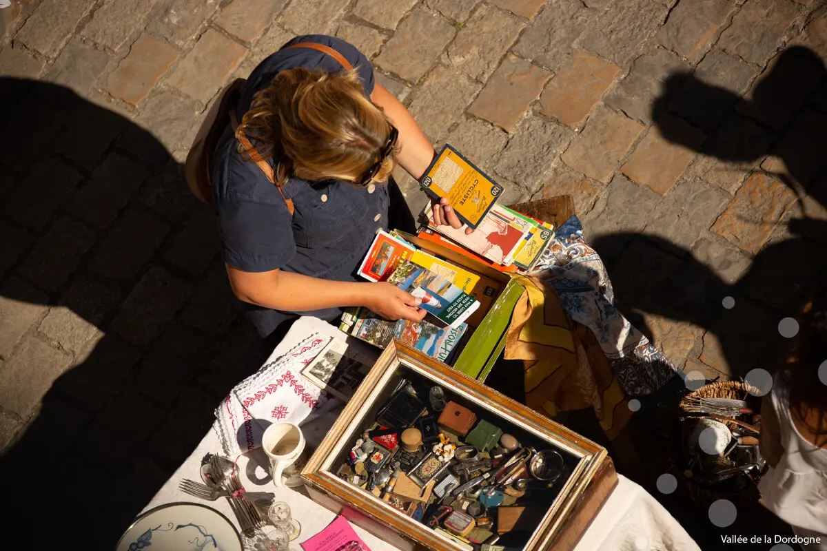 Brocante et vide grenier à Beaulieu-sur Dordogne