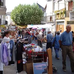 Brocante et vide-greniers à Gramat