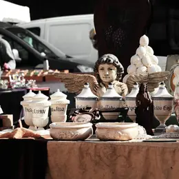 Brocante et vide-greniers à Loubressac